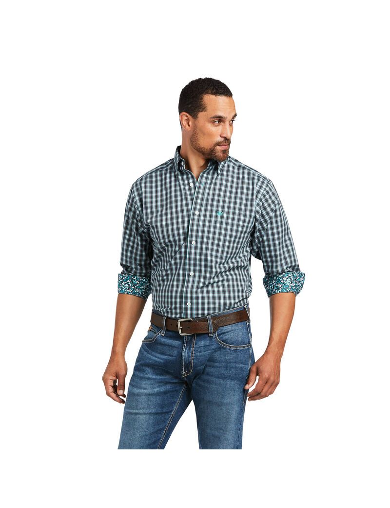 Ariat Wrinkle Free Houston Fitted Shirt Bachelor Button | GOTVMA-213